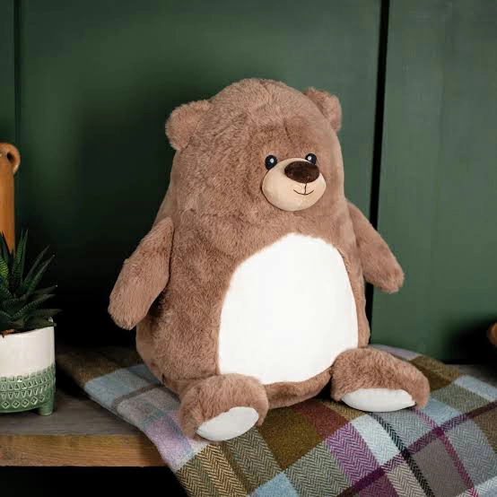 Mini mascot, plush bag charm, teddy bear and small stuffed character compared for retail promotion use