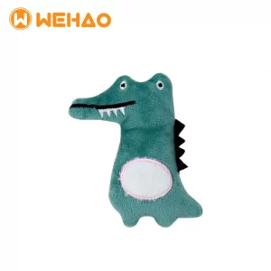 Green crocodile plush cat toy with soft PP cotton filling for indoor batting, mouthing and boredom-relief play